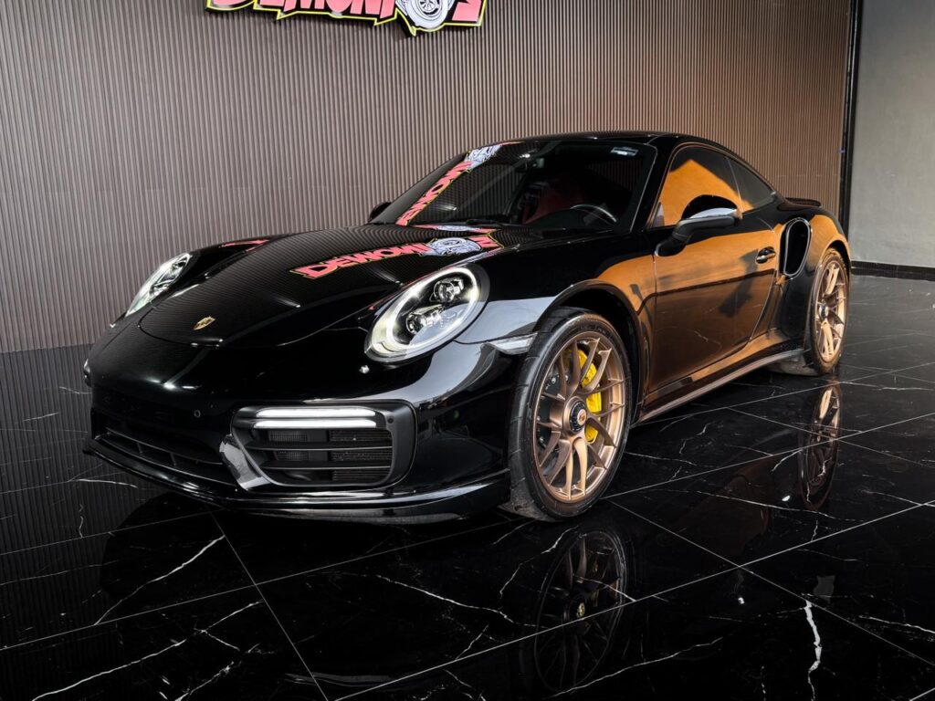 PORSCHE 911 TURBO S 2019